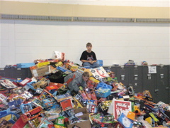 Toys for Tots 2005 013